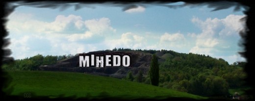 Mihedo_hollywood_sign_banner_cr_sig